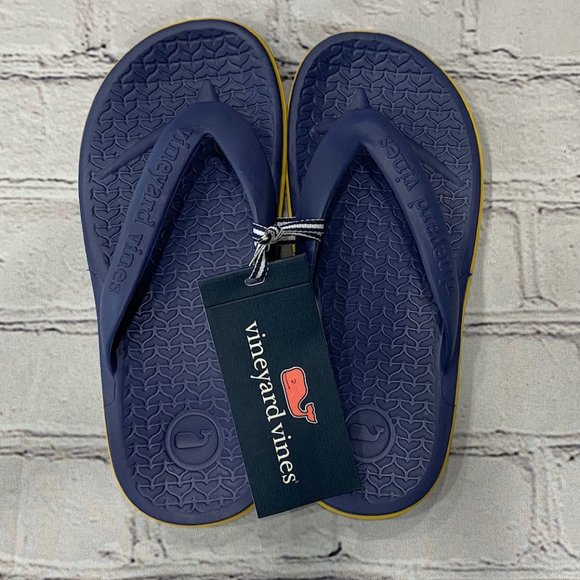 New Boys Vineyard Vines Tech Flip Flops Blue - Picture 1 of 3
